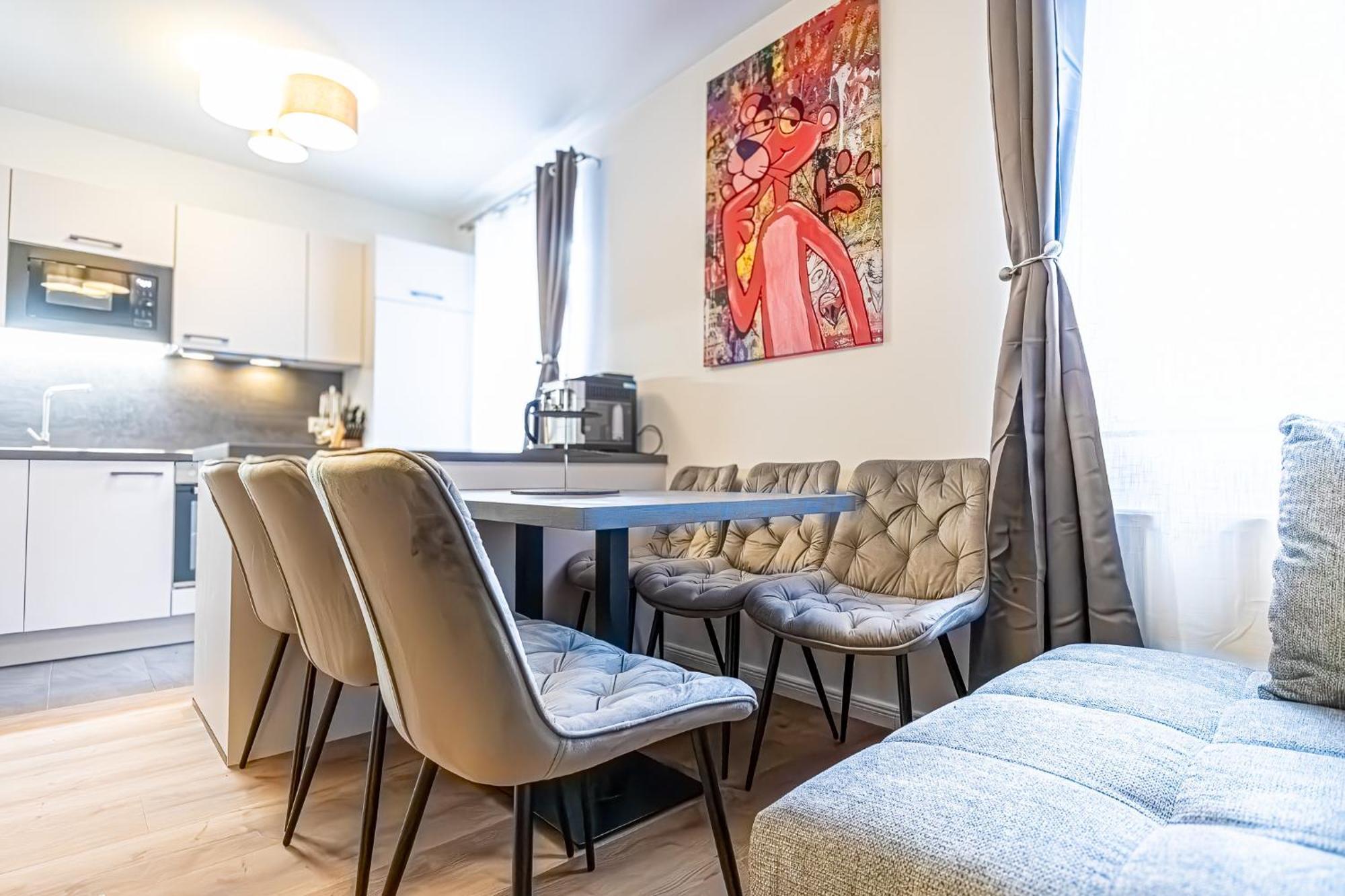Charming 1Br And 1Lr Apt Modern Design Donaustadt Wina Bagian luar foto