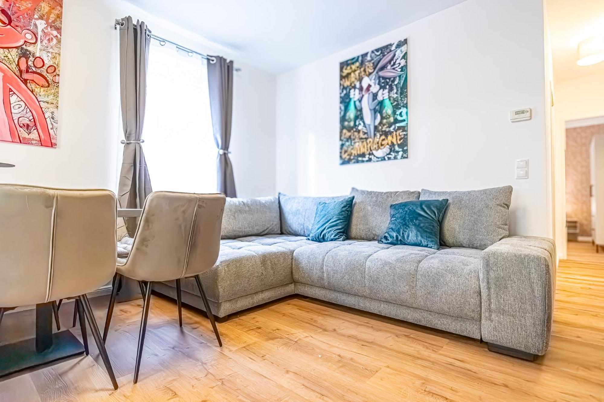 Charming 1Br And 1Lr Apt Modern Design Donaustadt Wina Bagian luar foto