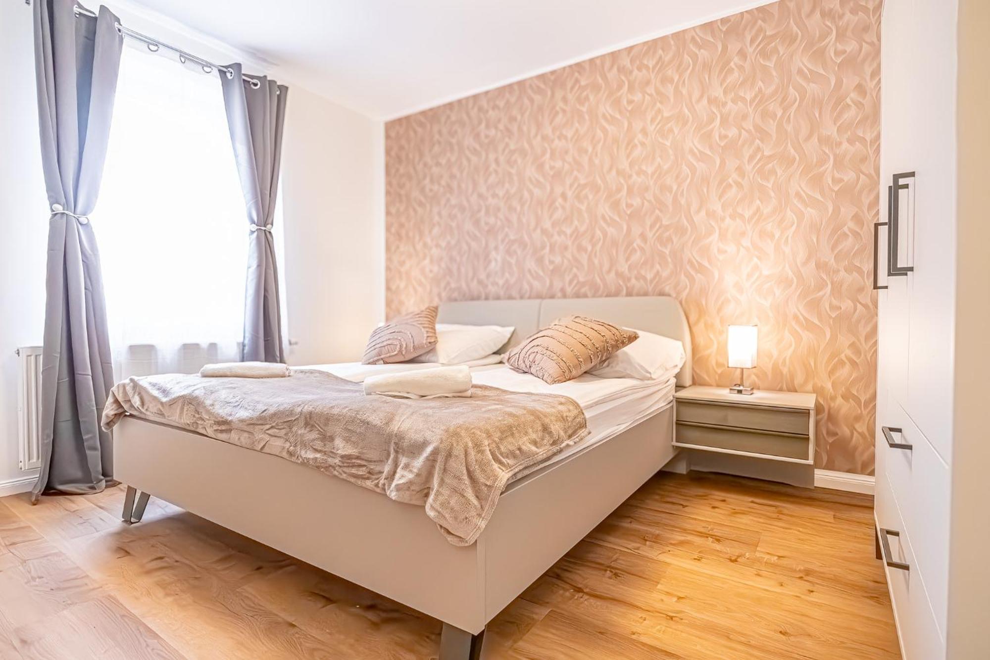 Charming 1Br And 1Lr Apt Modern Design Donaustadt Wina Bagian luar foto