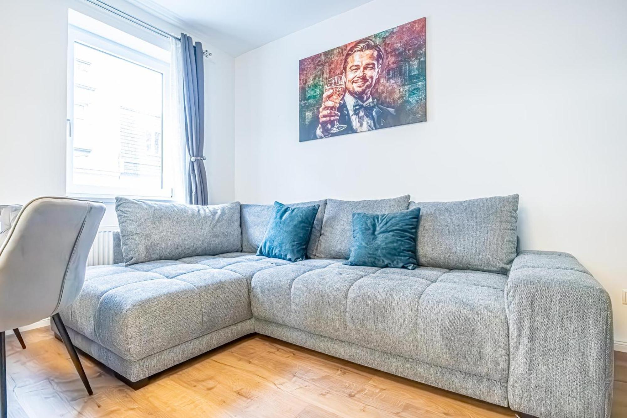 Charming 1Br And 1Lr Apt Modern Design Donaustadt Wina Bagian luar foto