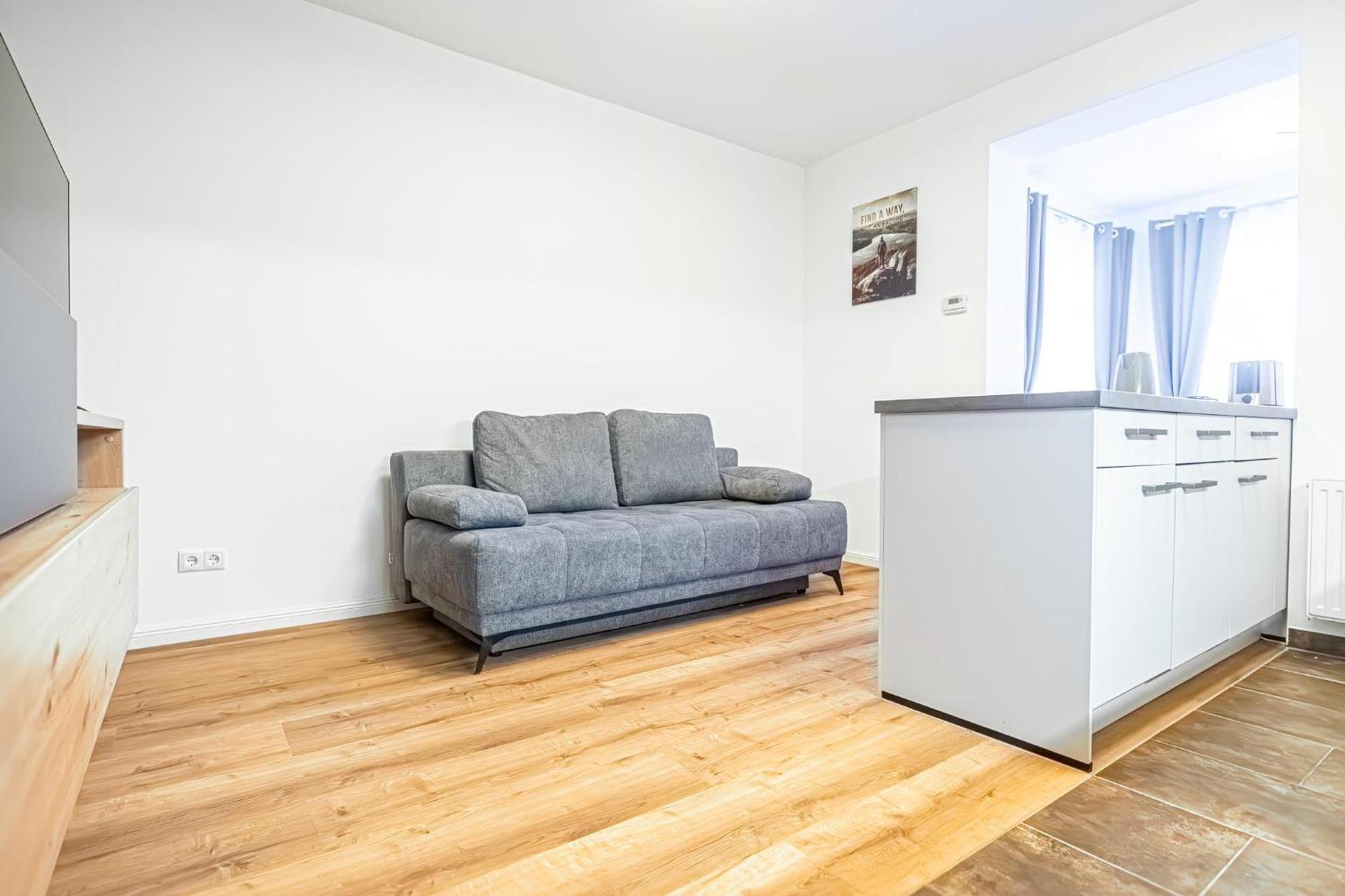 Charming 1Br And 1Lr Apt Modern Design Donaustadt Wina Bagian luar foto