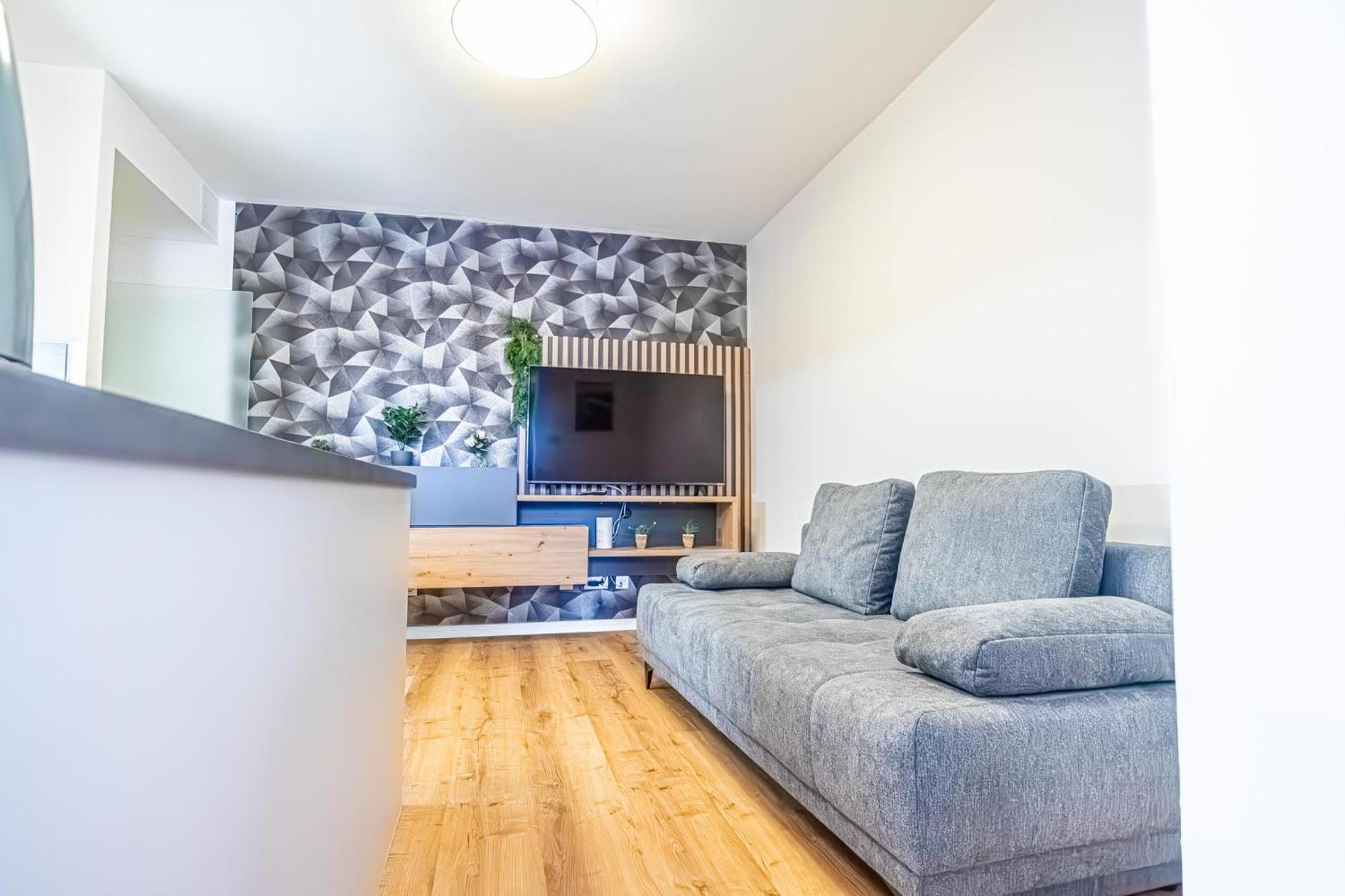Charming 1Br And 1Lr Apt Modern Design Donaustadt Wina Bagian luar foto